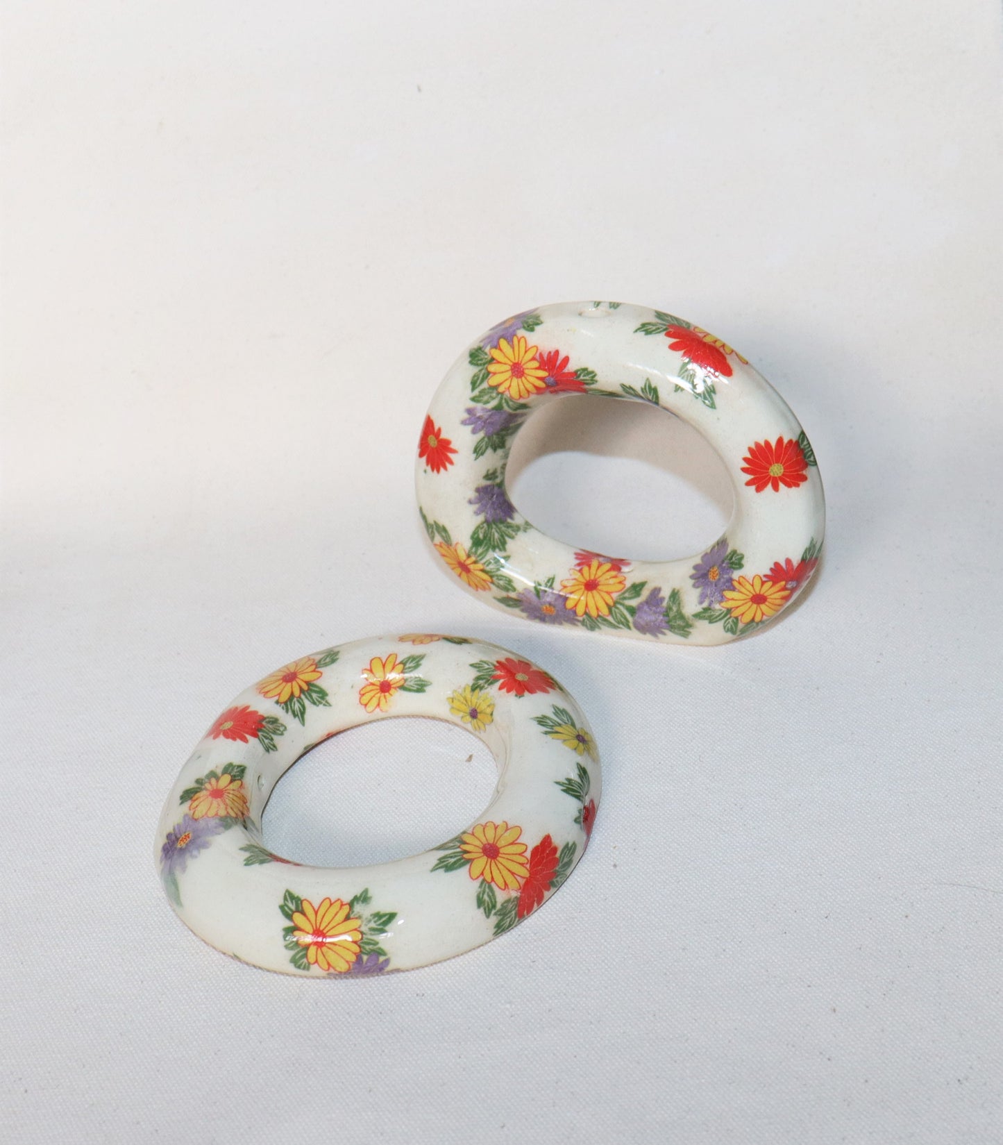 The Incense Ring - Daisy